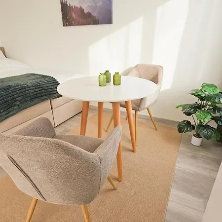Gemuetliches In Seenaehe Mit Arbeitsplatz *